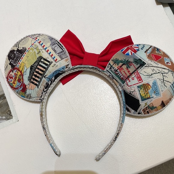 Cutsom Disney Epcot ears - Picture 2 of 2